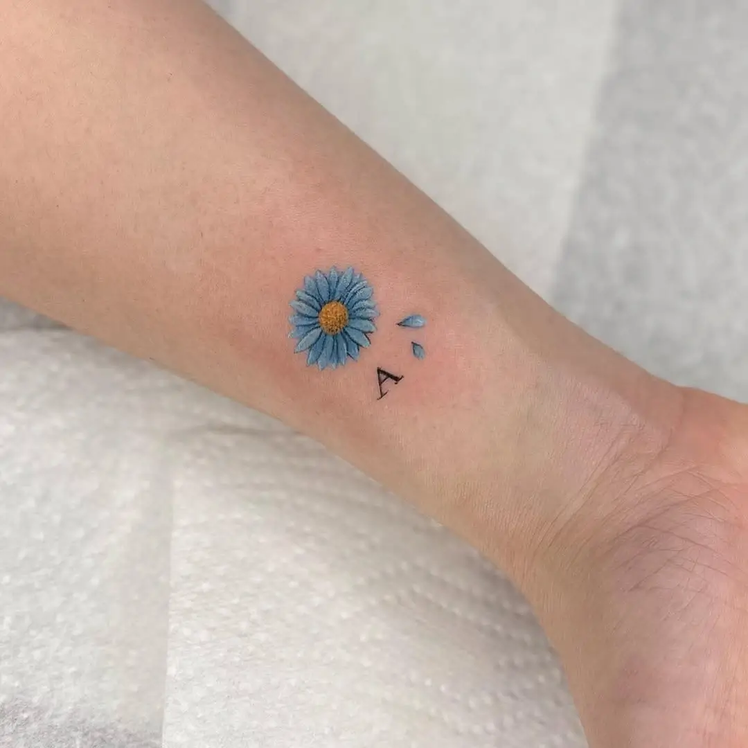 Photorealistic small tattoo at XOXO Dublin