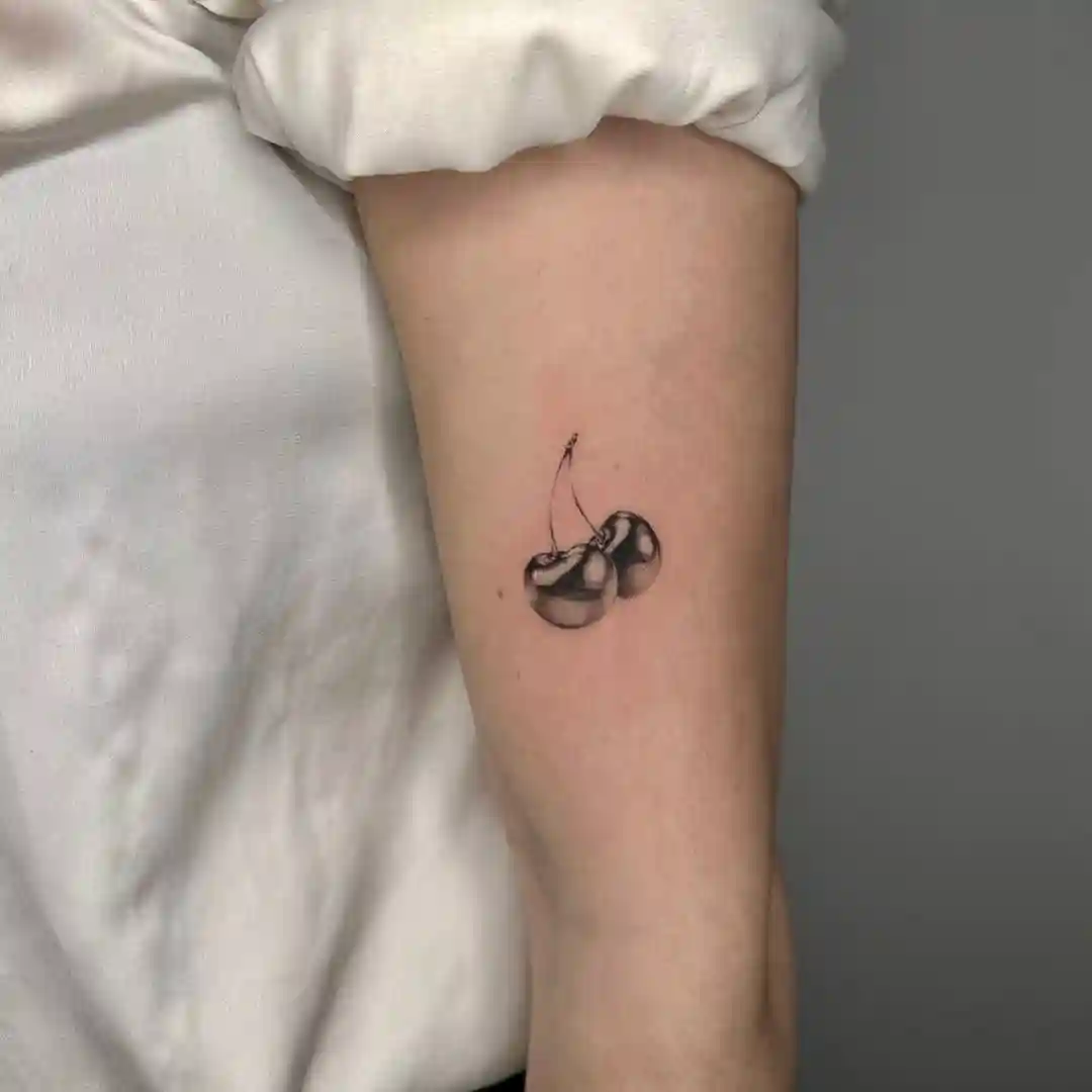 Micro realism tattoo design at XOXO Dublin