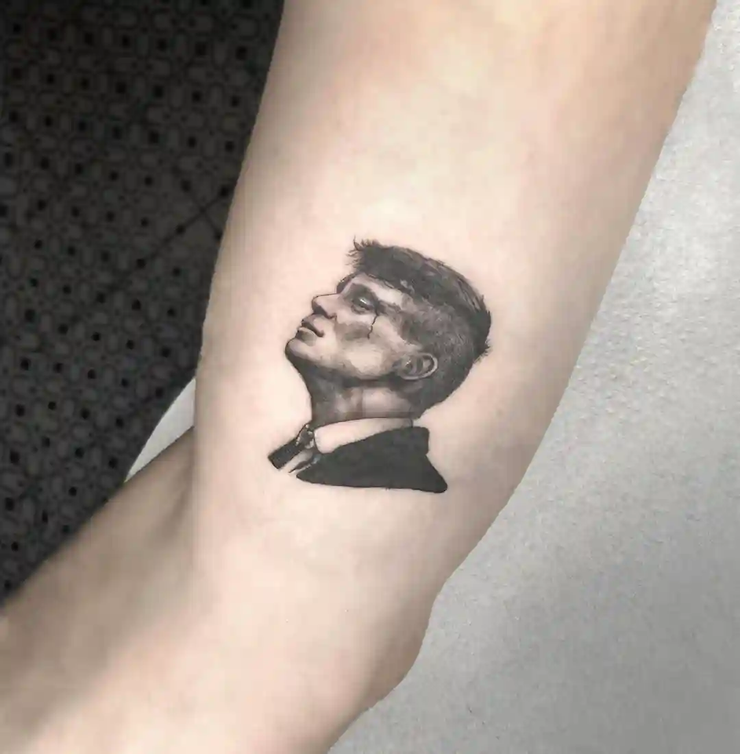 Micro realism tattoo artwork at XOXO Dublin